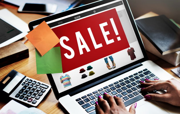 First affiliate sale roadmap showing niche selection, content creation, traffic generation, and commission